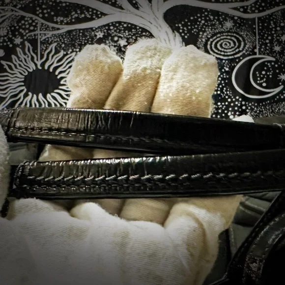 Vintage style COACH soho shoulder bag kisslock Black Leather Tote handbag - Picture 17 of 17